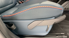 MINI Aceman 135kW E Classic 43kWh 5dr Auto Electric Hatchback